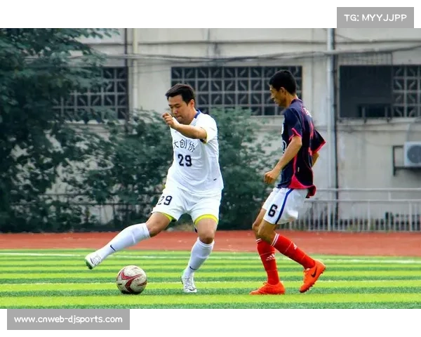 一支业余足球队的三十年：不变的是对足球的热爱